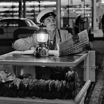 THE BUZZ: Imagen Es: La Fotografía Retrospectiva de Harry Crosby