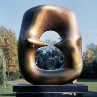 THE BUZZ: Georgia O'Keeffe and Henry Moore's surreal expressions