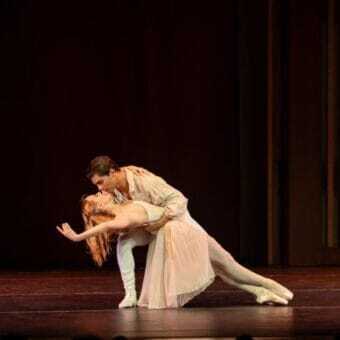 Romeo Et Juliet Square540 E1736100003852